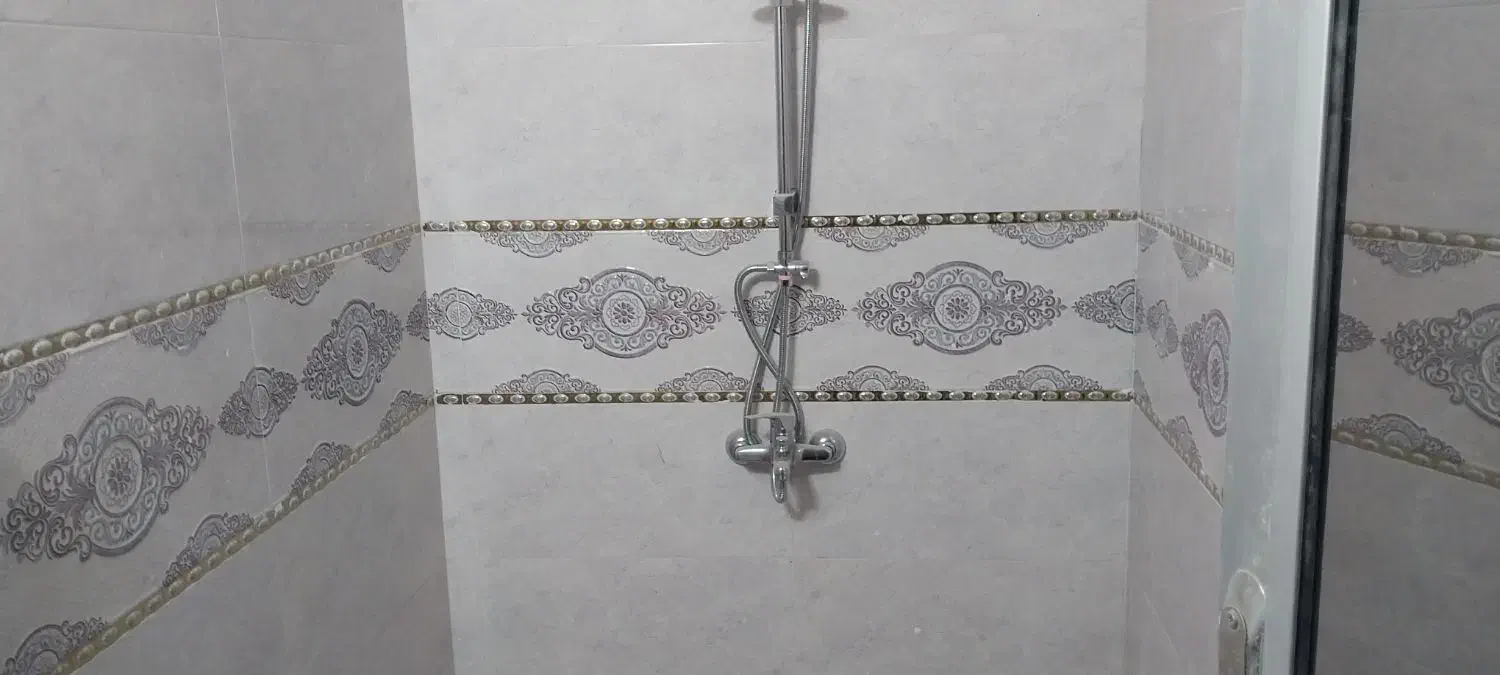 بناسرامیک کار(موزائیک )سنگ کار(کاشی کار)آجرکار|خدمات پیشه و مهارت|قم, هنرستان|دیوار