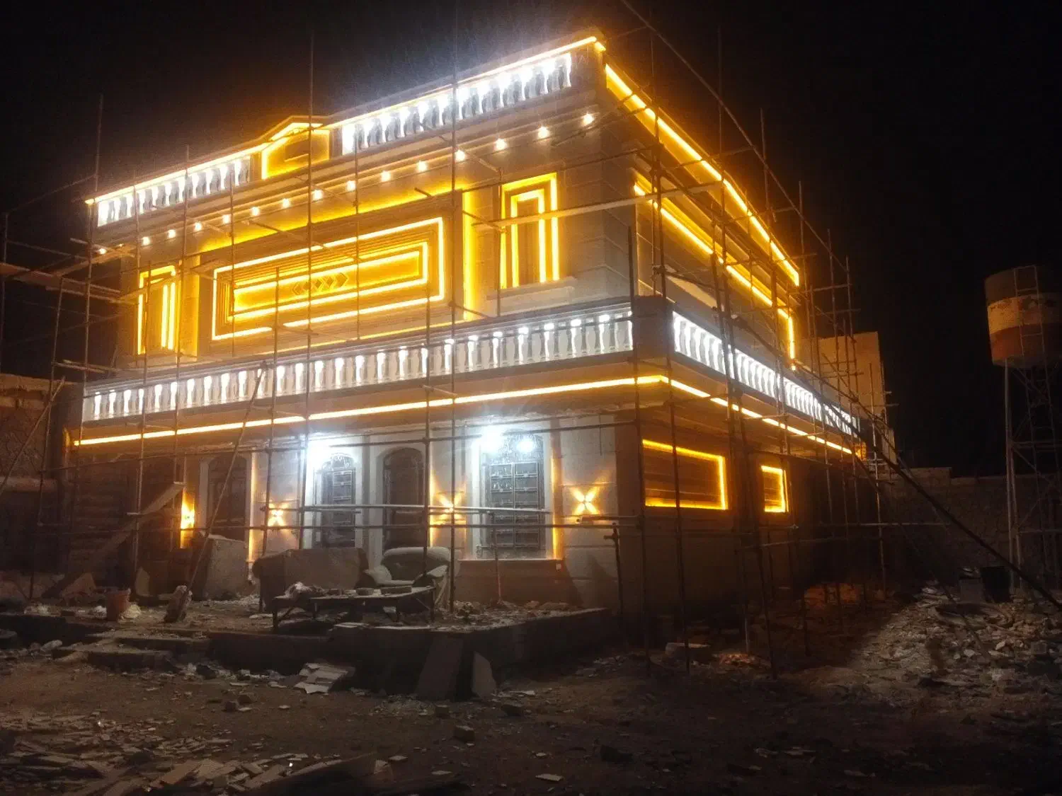 برقکار، برق ساختمان،لاین نوری ،هالوژن نورپردازی|خدمات پیشه و مهارت|شیراز, نصر|دیوار