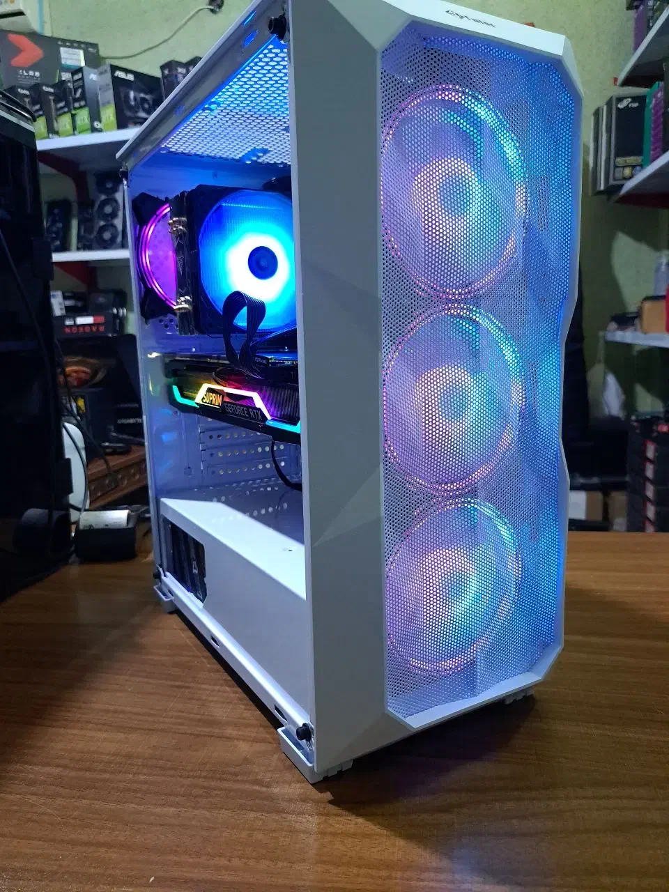 کیس گیمینگ x هیولای نسل دوازده|رایانه رومیزی|تهران, جمهوری|دیوار