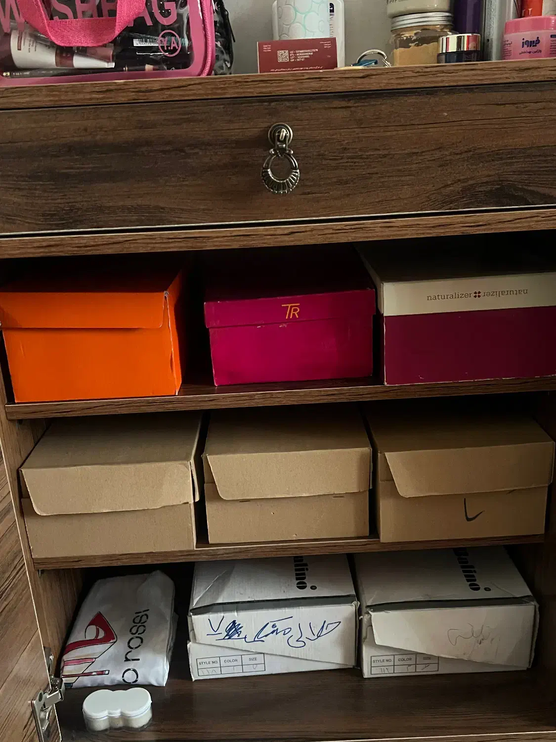 کمد و دراور|مبلمان خانگی و میز عسلی|مشهد, جاهد شهر|دیوار