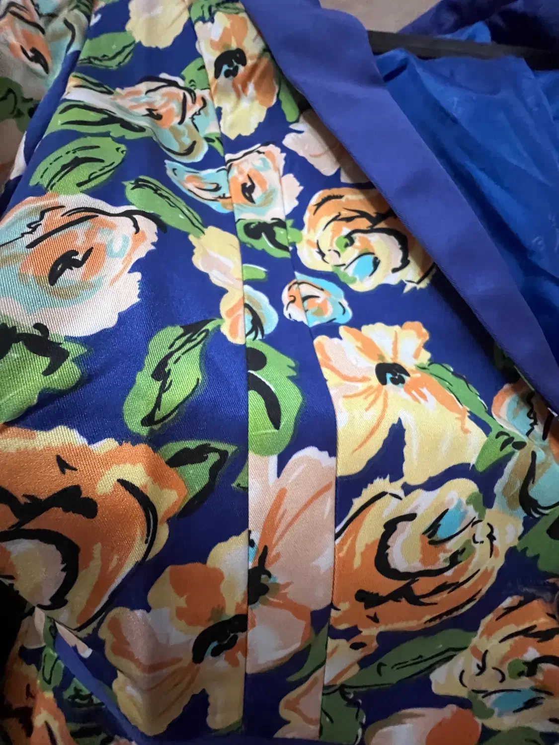 کت مجلسی باربی|لباس|نور, |دیوار