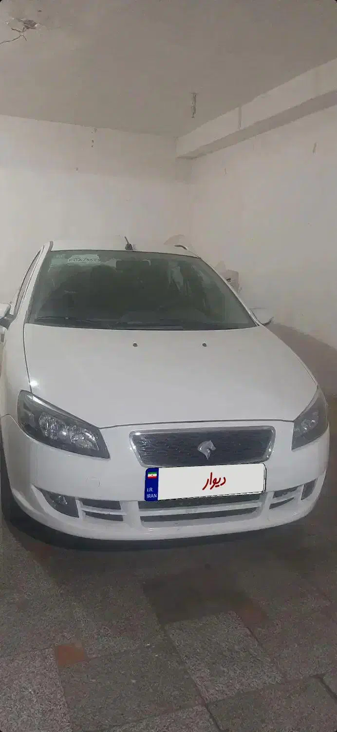 رانا مدل آخر ۴۰۲ فروشی|خودرو سواری و وانت|تهران, هفده شهریور|دیوار