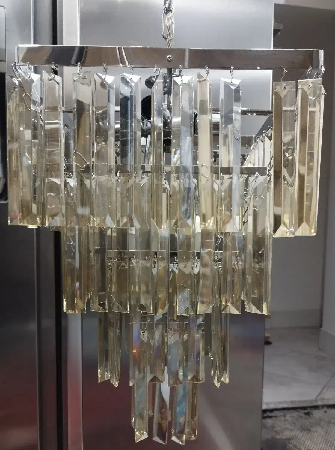 لوستر|لوستر و چراغ آویز|هشتگرد, کوشک زر|دیوار