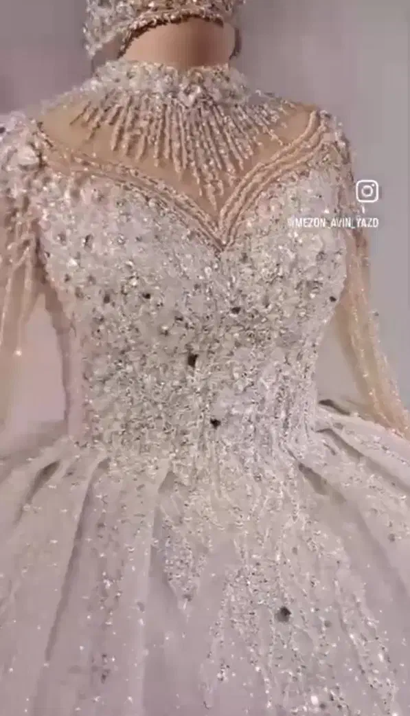 لباس عروس|لباس|یزد, |دیوار