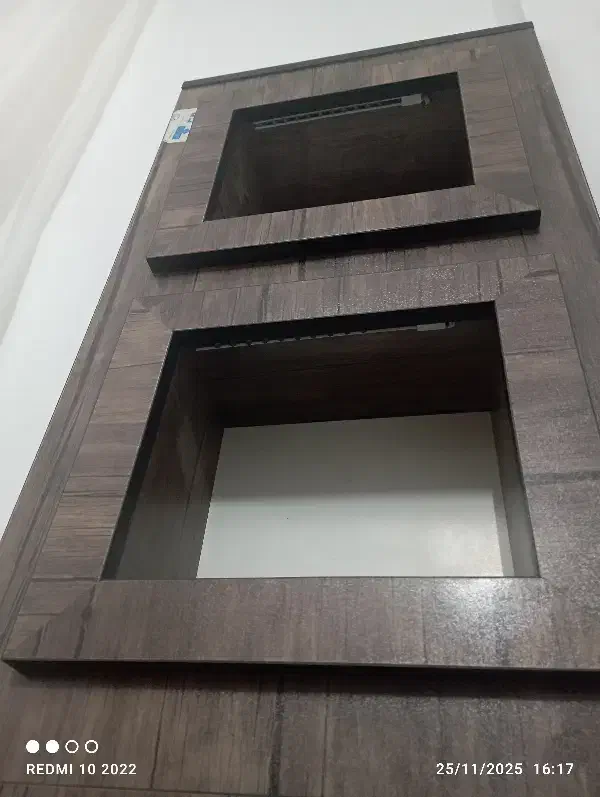 یک متر وده ارتفاع و40عرض جنس ملامینه بدون خط|کتابخانه، شلف، قفسههای دیواری|قوچان, |دیوار