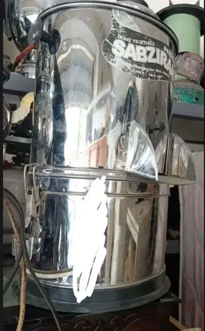 سبزی خورد کن|سایر لوازم برقی|صحنه, |دیوار