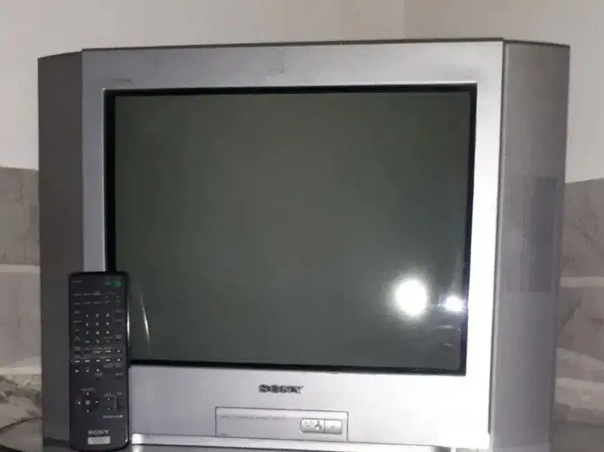 تلویزیون|تلویزیون و پروژکتور|اقبالیه, |دیوار