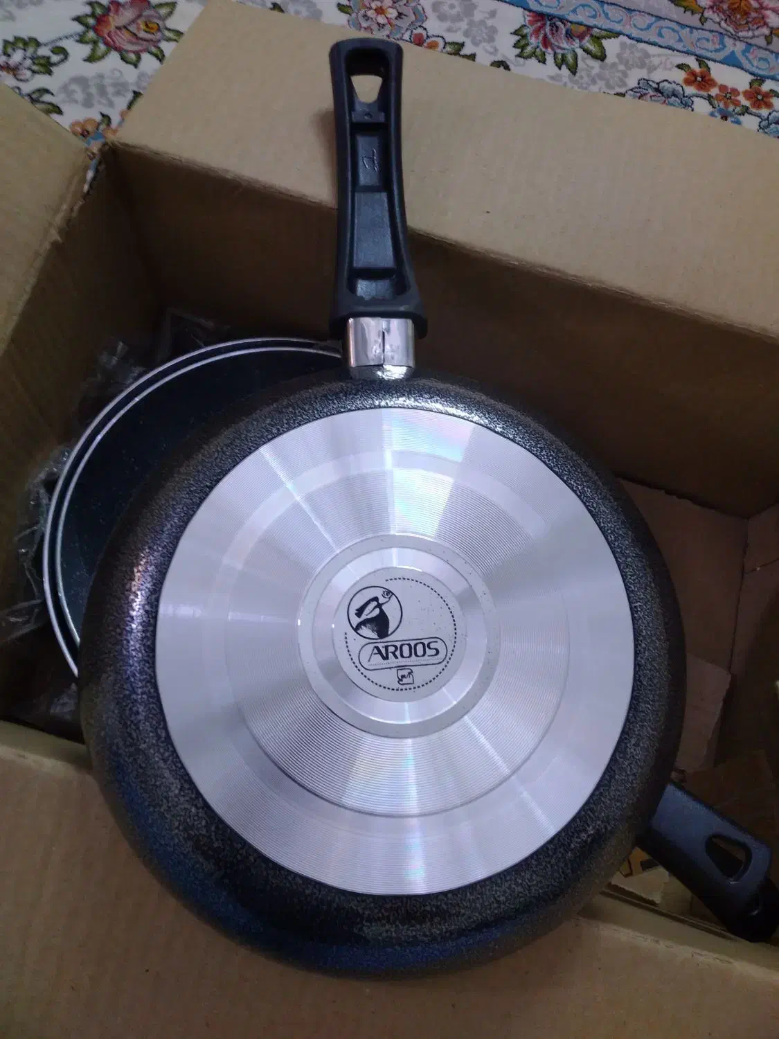 سرویس تابه مارک عروس ۱۲ ماه ضمانت تکی هم میفروشم|ظروف پخت‌وپز|رباط‌کریم, رباط‌کریم|دیوار