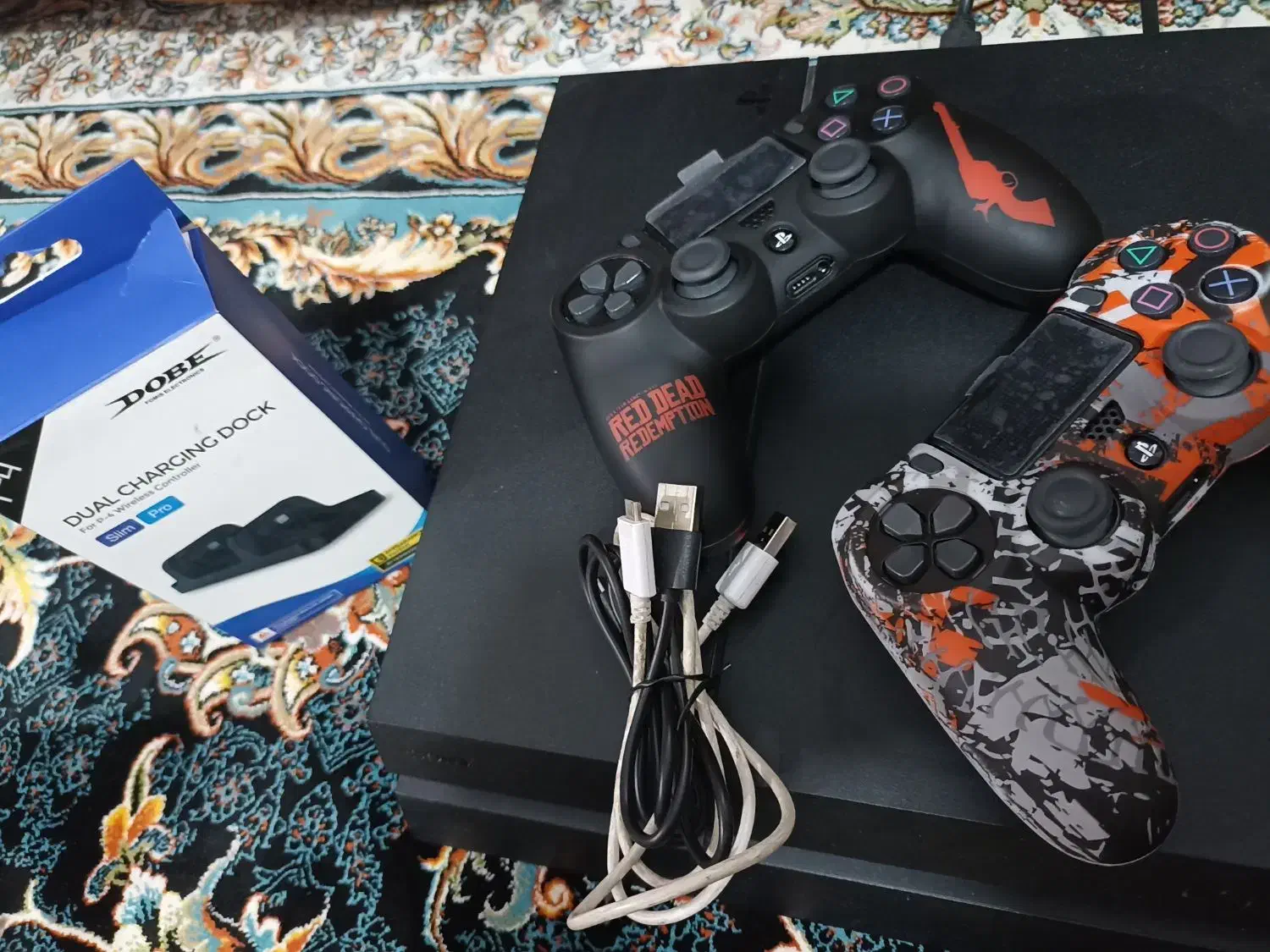 کنسول ps4 درحد 2دسته و پایه شارژر|کنسول، بازی ویدئویی و آنلاین|نسیم‌شهر, |دیوار