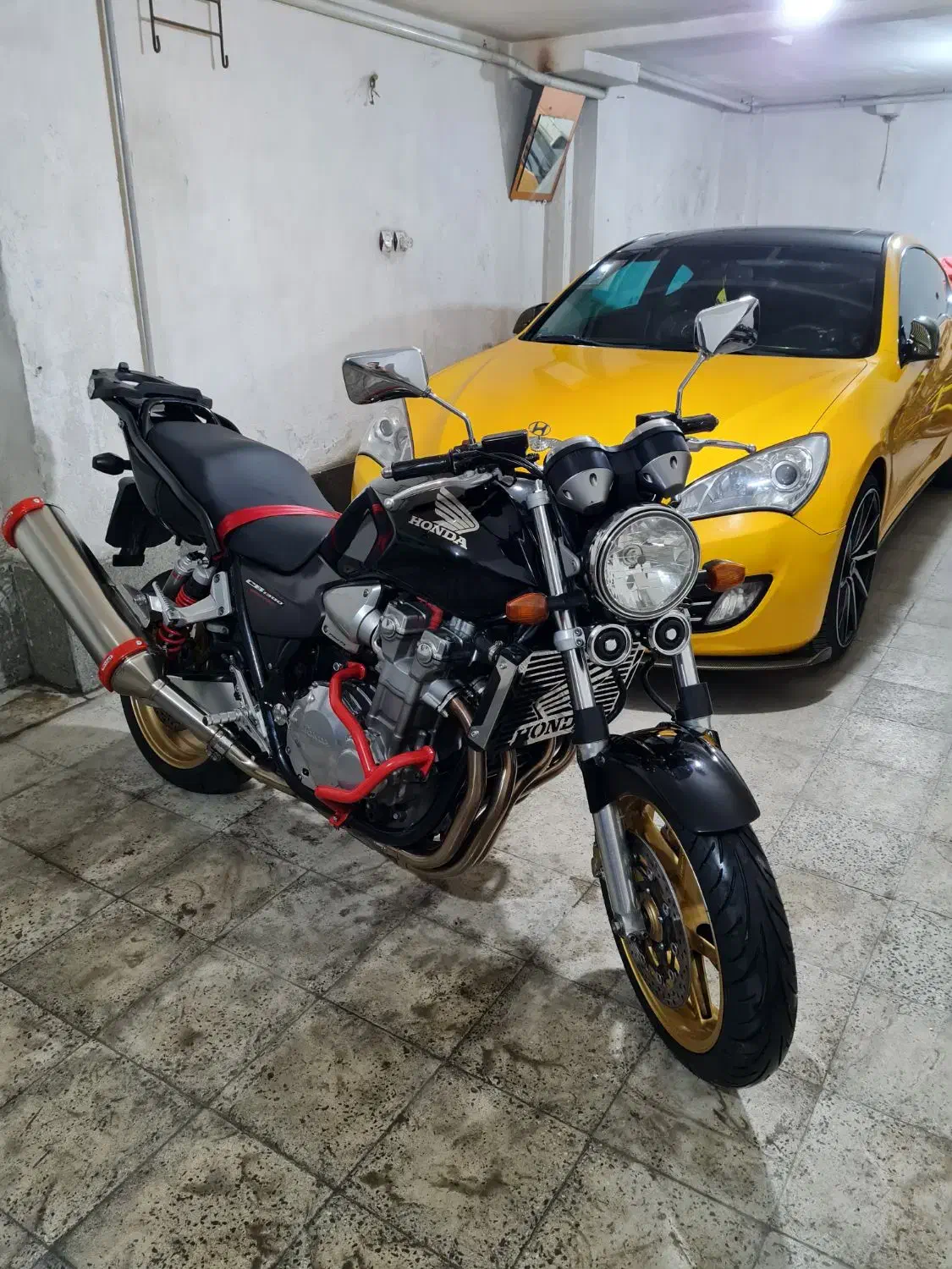 cb1300 ۲۰۰۵ سند معاوضه  باخودرو|موتورسیکلت|تهران, شهرک شریعتی|دیوار