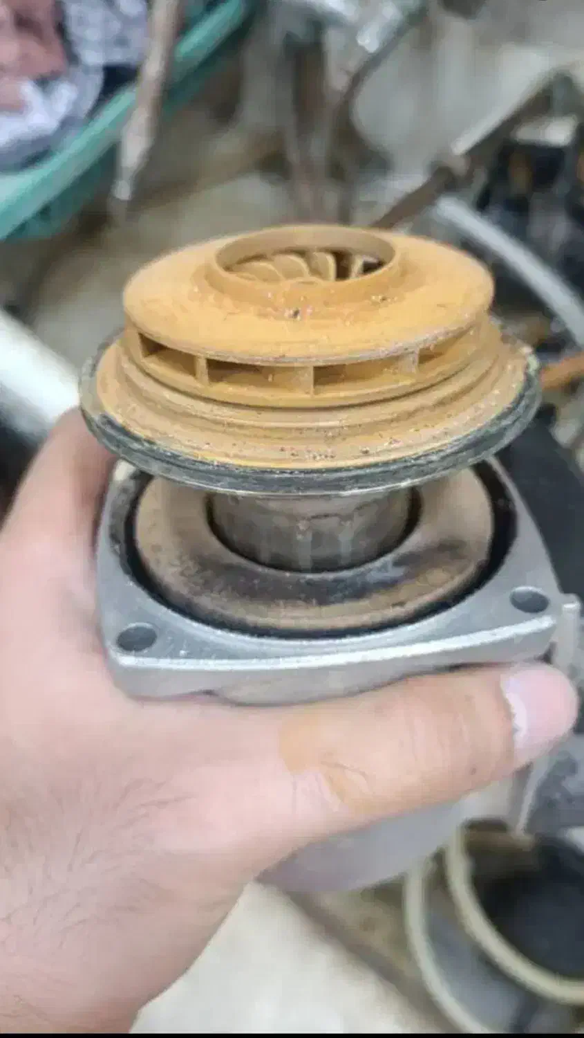 تعمیر و نصب پکیج و آبگرمکن و رادیاتور|خدمات پیشه و مهارت|اندیشه, اندیشه فاز ۱|دیوار