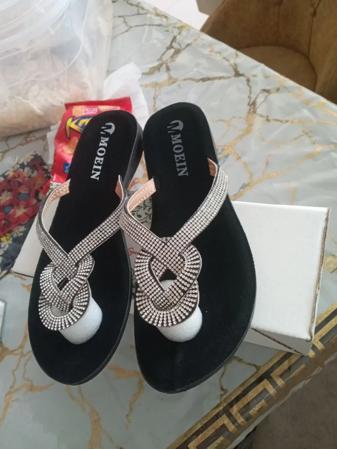 دمپایی|کیف، کفش، کمربند|سنندج, |دیوار