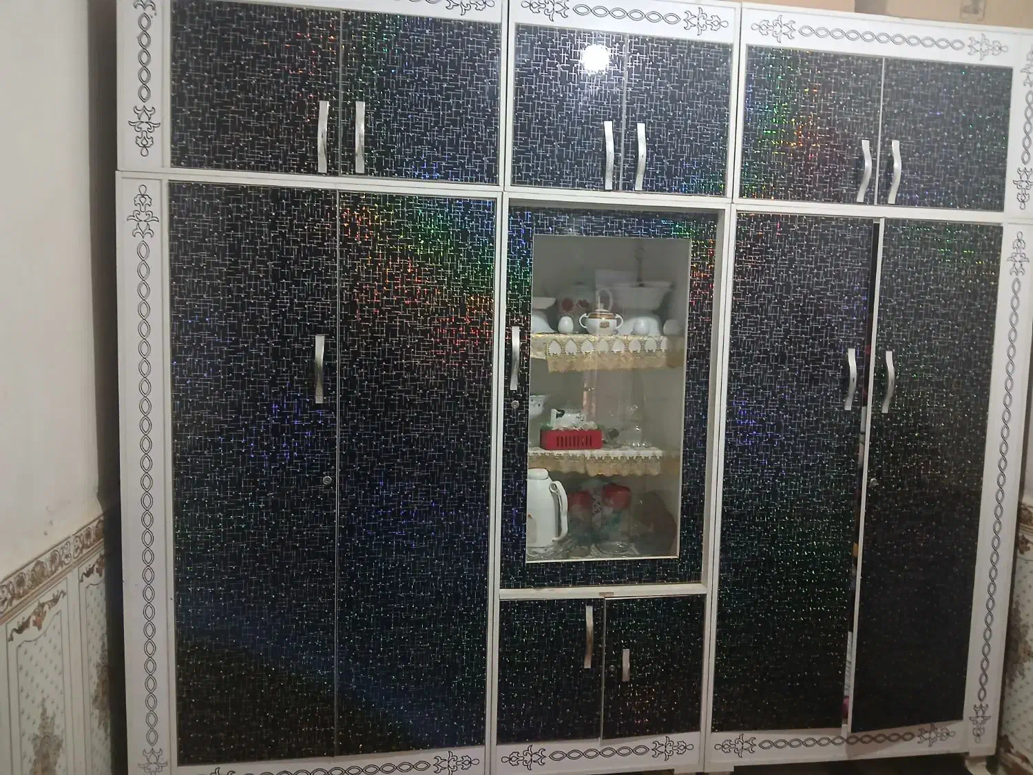 کمد محترک هایگلاس|تخت و سرویس خواب|شوشتر, |دیوار