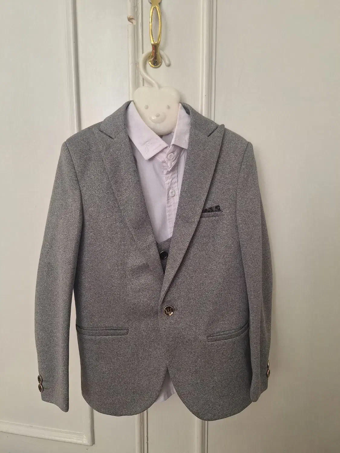 کت شلوار به همراه کفش کالج|کفش و لباس بچه|مشهد, عامل|دیوار