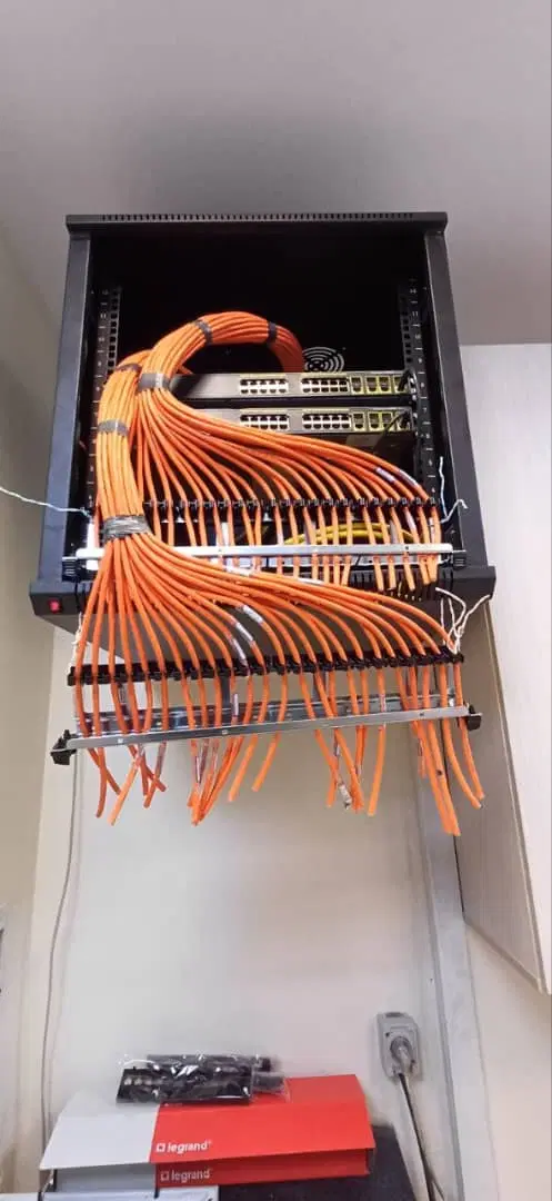 شبکه ، سرور ،سانترال ویپ VoIP ،دوربین ،دزدگیر|خدمات رایانهای و موبایل|تهران, ونک|دیوار