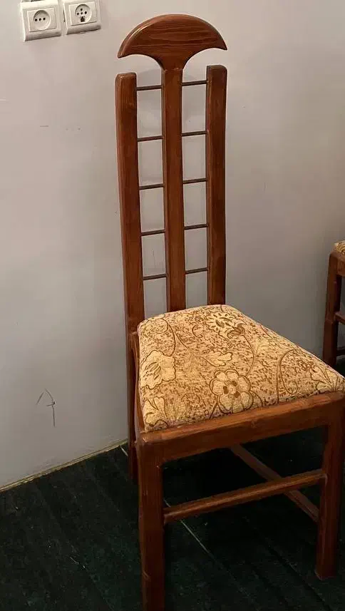 ۵ عدد صندلی چوبی هر عدد ۵۰۰ تومن|میز و صندلی غذاخوری|گرگان, |دیوار