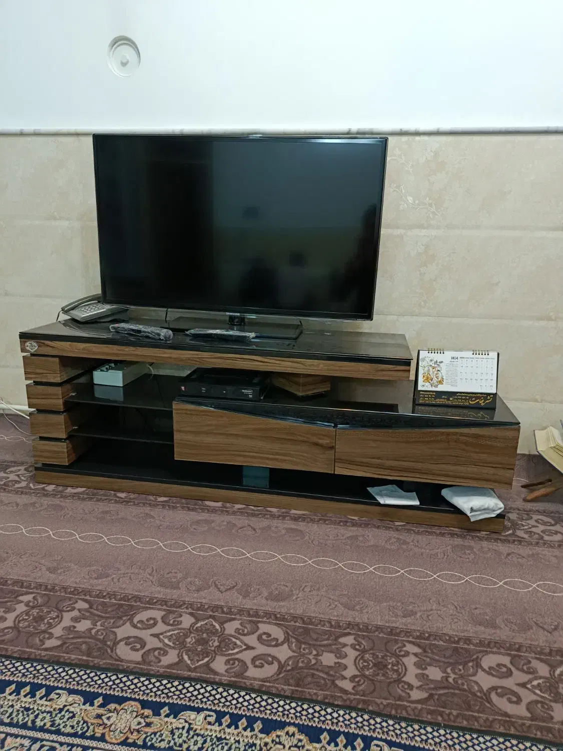 میز تلویزیون|میز تلویزیون|ساوه, |دیوار