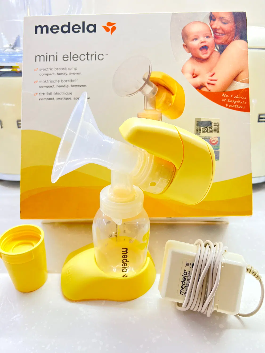 شیردوش برقی مدلا(medela) تمیز درحدنو|اسباب و اثاث بچه|تهران, شهرک فردوس (حسینی)|دیوار