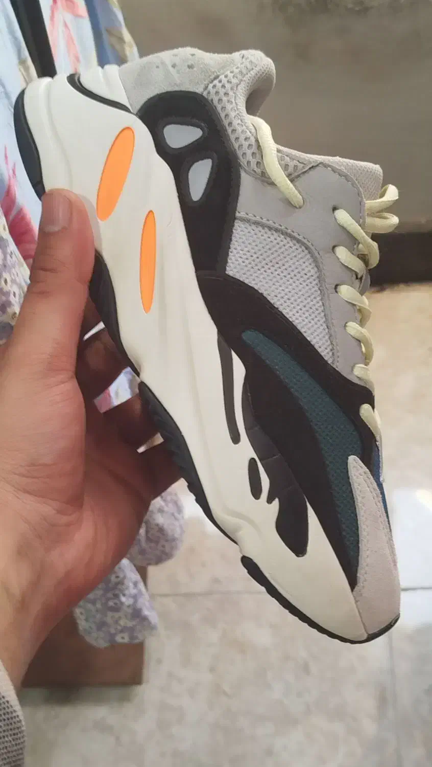 کفش آدیداس اورجینال|کیف، کفش، کمربند|آمل, |دیوار