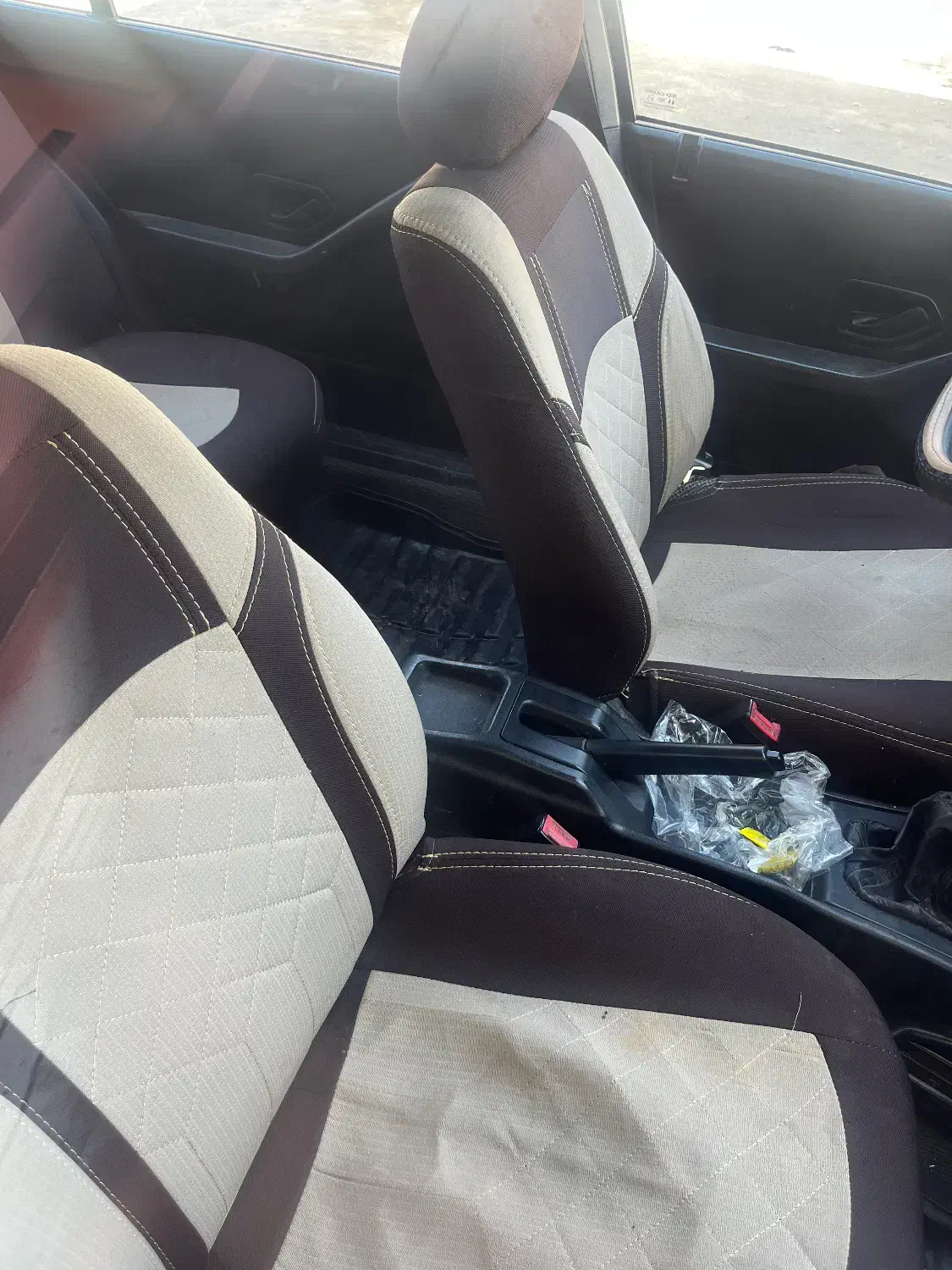 ماشین آردی۸۳|خودرو سواری و وانت|نجفآباد, منتظری شمالی|دیوار