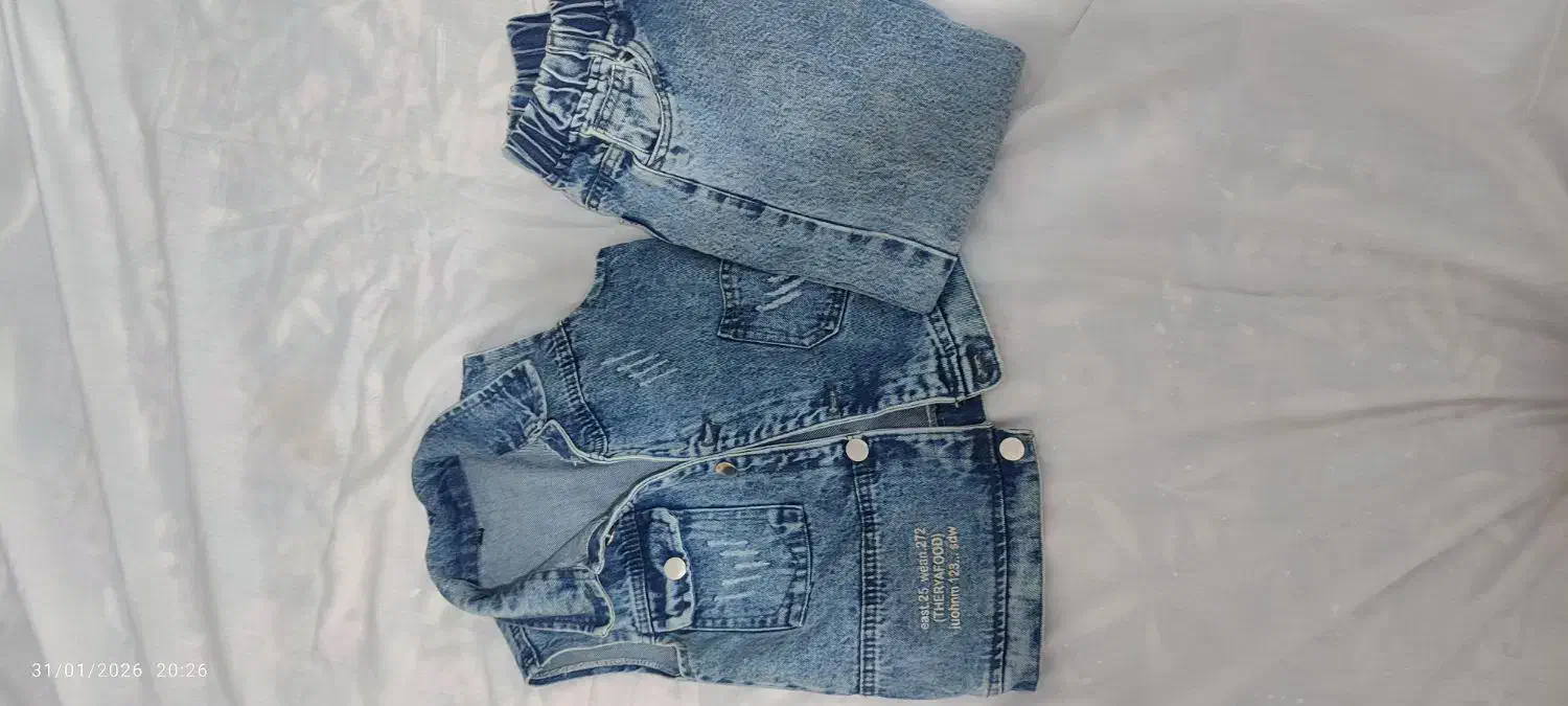 جلیقه و شلوار لی|کفش و لباس بچه|تربت‌حیدریه, کاشانی|دیوار