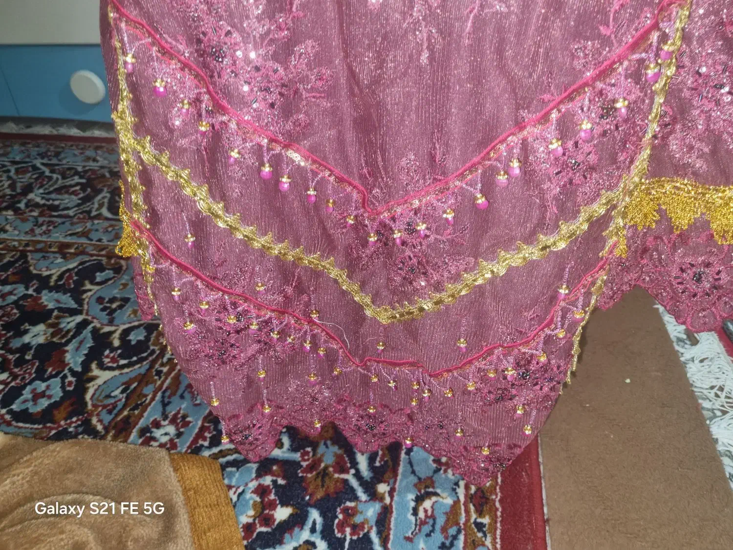 لباس محلی دخترانه|لباس|اصفهان, ناژوان|دیوار