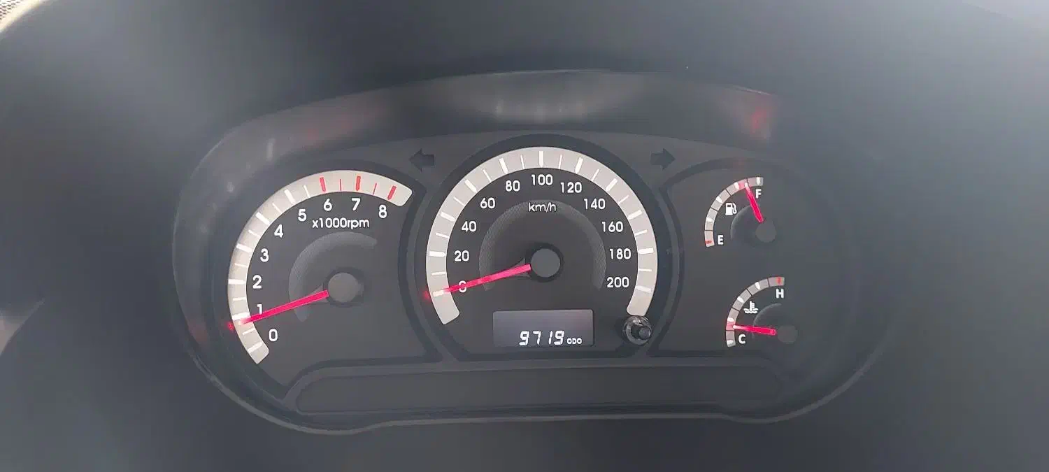 کوییک r سفید مشکی|خودرو سواری و وانت|شیراز, شهرک سراج|دیوار