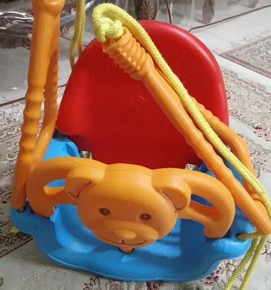 تاب کودک|تخت و صندلی بچه|شاهین‌شهر, شهرک میلاد|دیوار