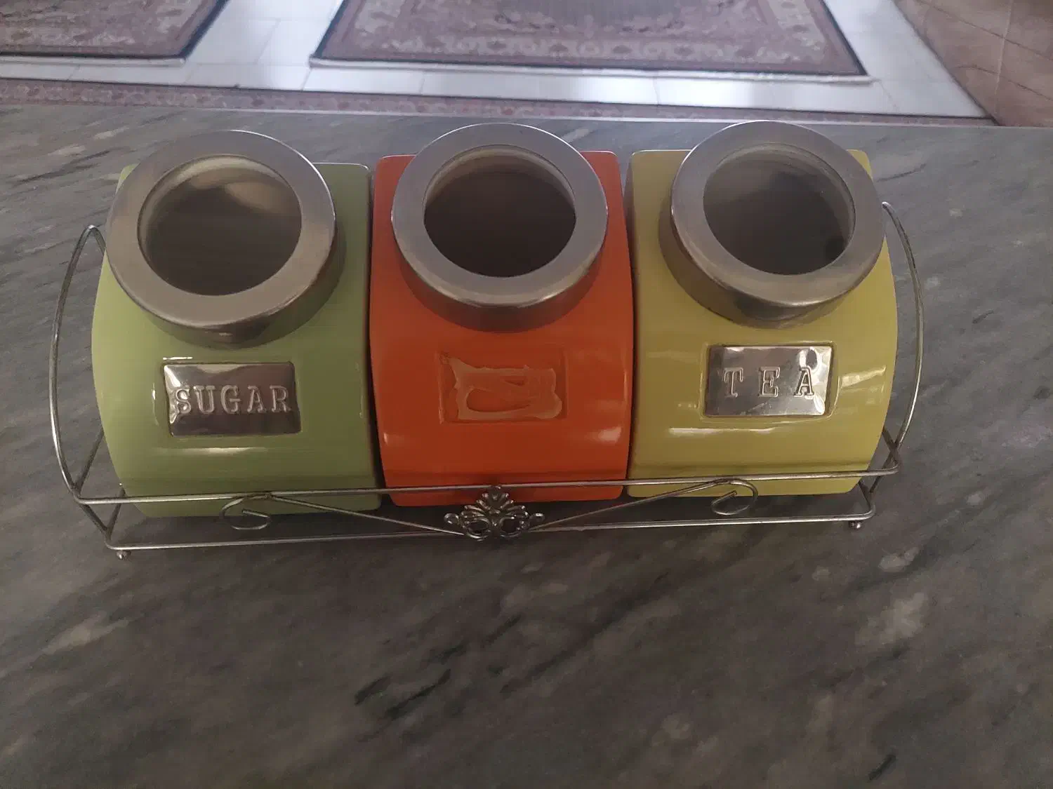 جاادویه|ظروف نگهدارنده، پلاستیکی، یک‌بارمصرف|ارومیه, |دیوار