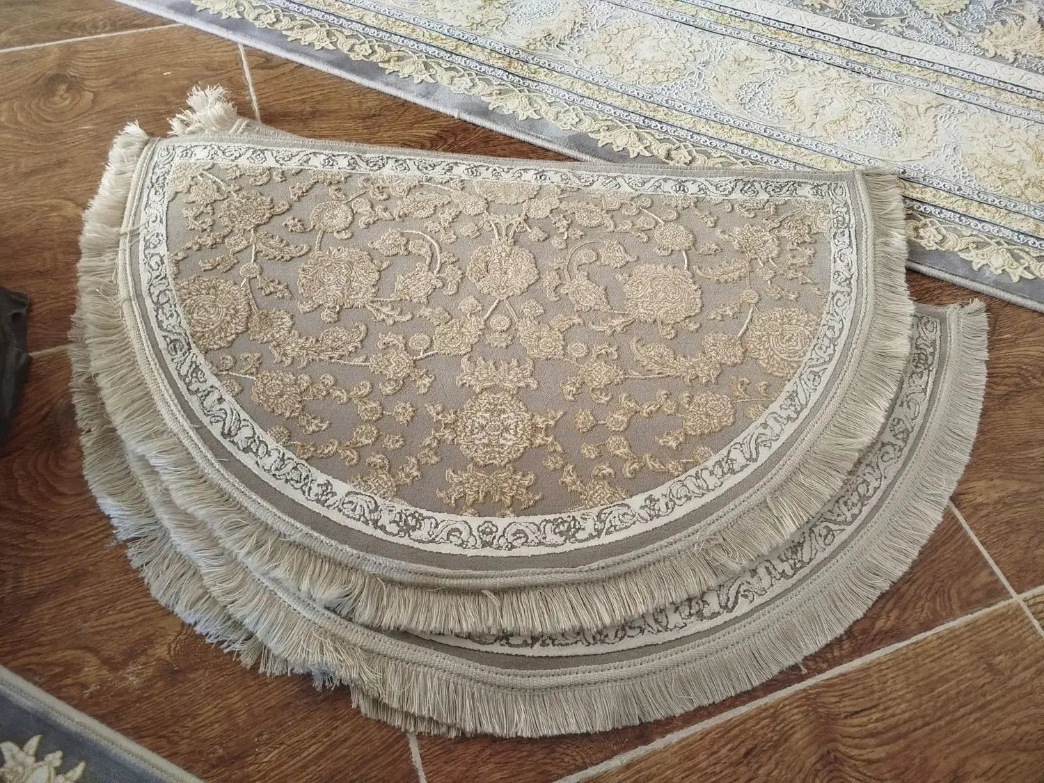 سه تا پادری نیم دایره ۱۲۰۰ شانه|پادری|خرم‌آباد, |دیوار