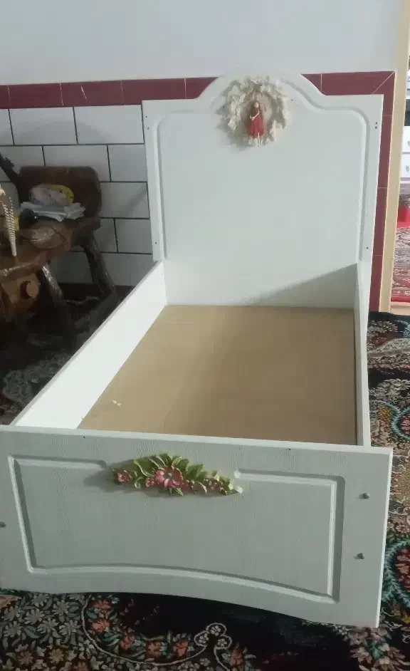 تخت و کمد کودک|تخت و صندلی بچه|دورود, |دیوار