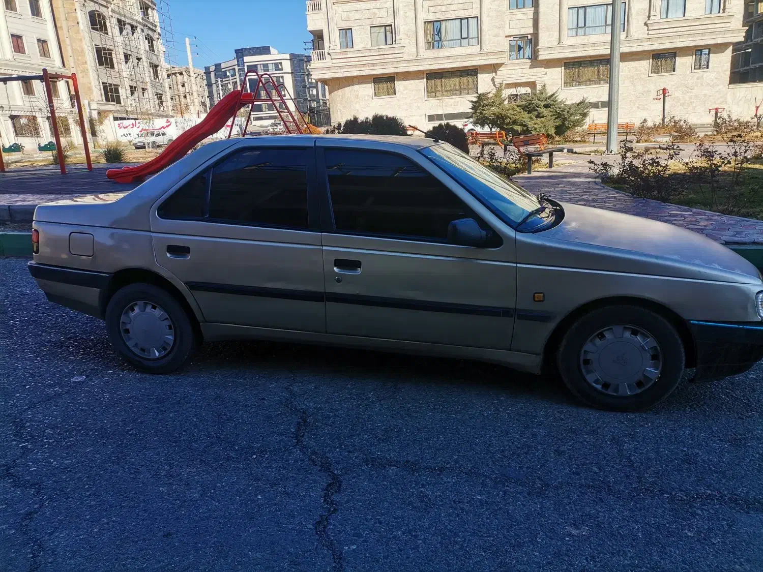 پژو 405 مدل 83|خودرو سواری و وانت|پرند, فاز ۲|دیوار