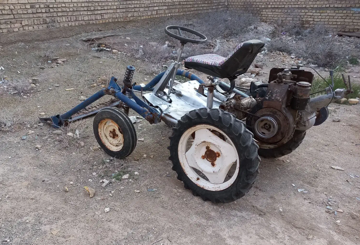 دروگر تیلر علف بر یونجه چین ادوات کشاورزی ینجه|ماشین‌آلات صنعتی|اصفهان, آزادان|دیوار