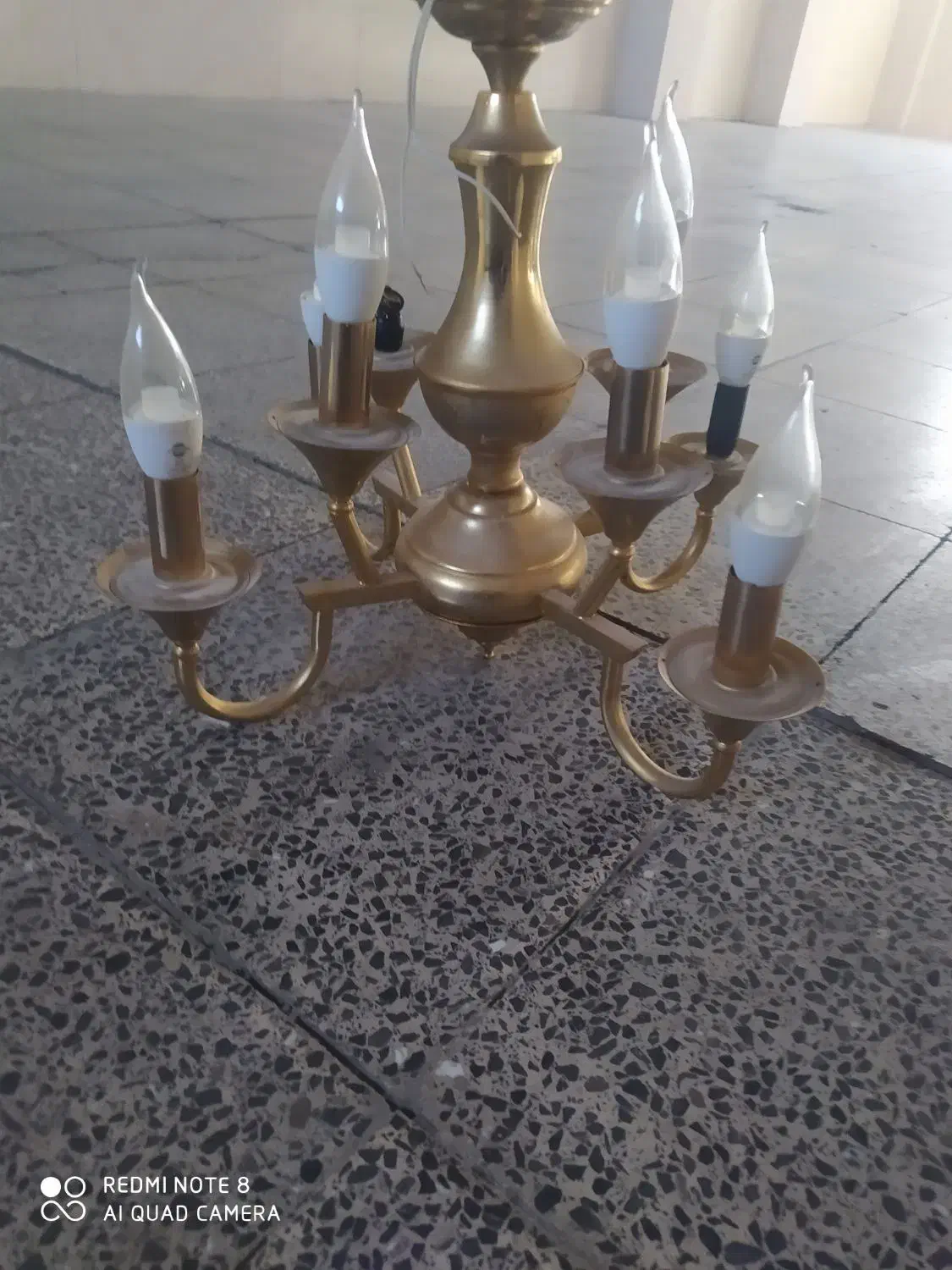 لوستر برنجی|لوستر و چراغ آویز|فولادشهر, مسکن مهر فولادشهر|دیوار