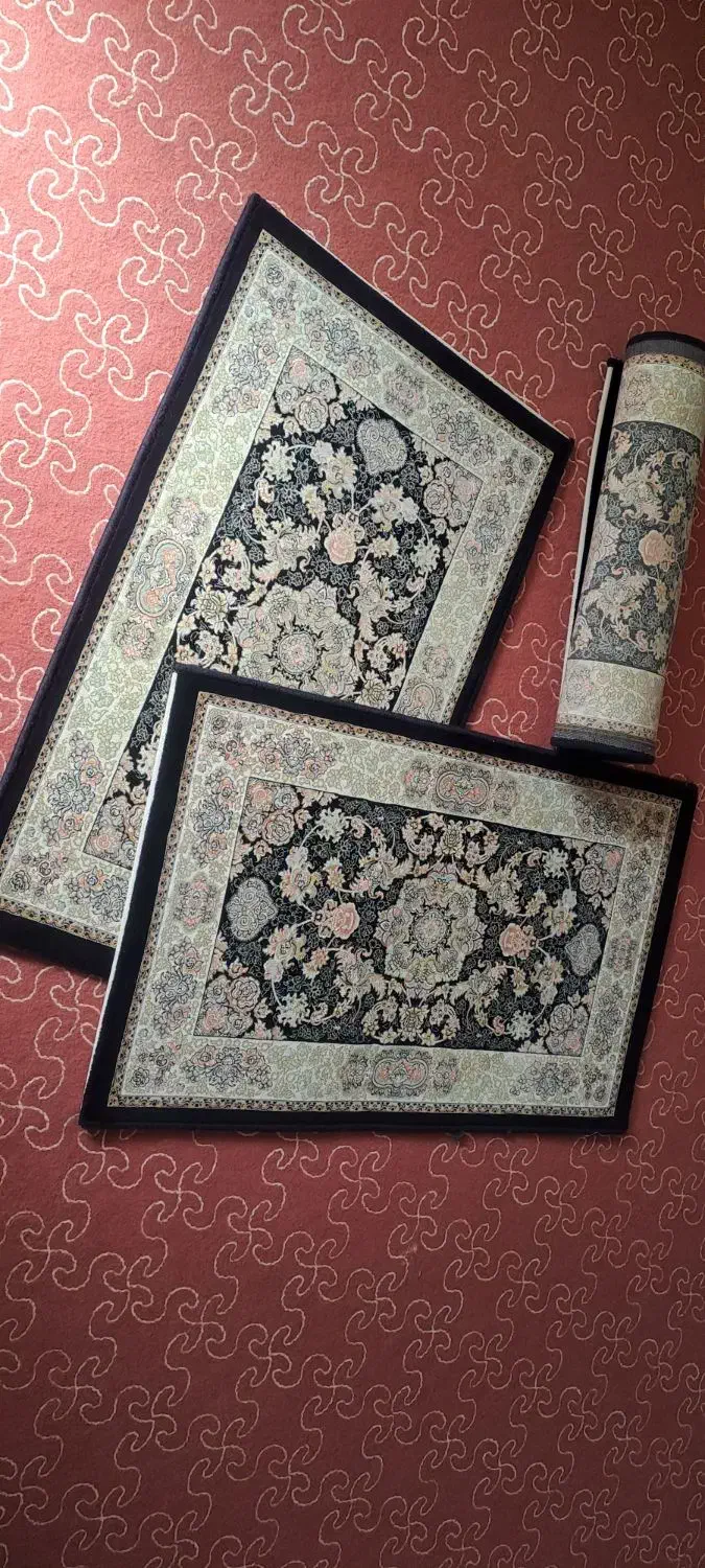 پادری فرش زمرد مشهد ۵۰در۸۰سانتر ۳عددباهم|پادری|بروجرد, |دیوار