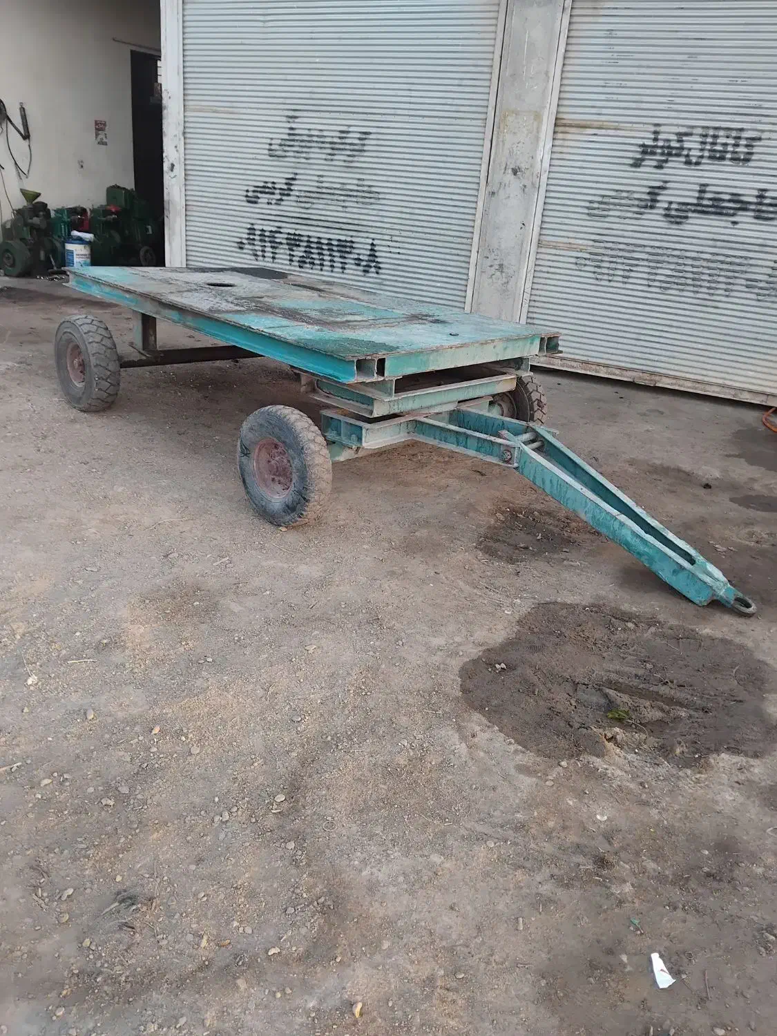 تریلی چهار چرخ تراکتور مناسب ژنراتور موتور برق|ماشینآلات صنعتی|میاندوآب, |دیوار