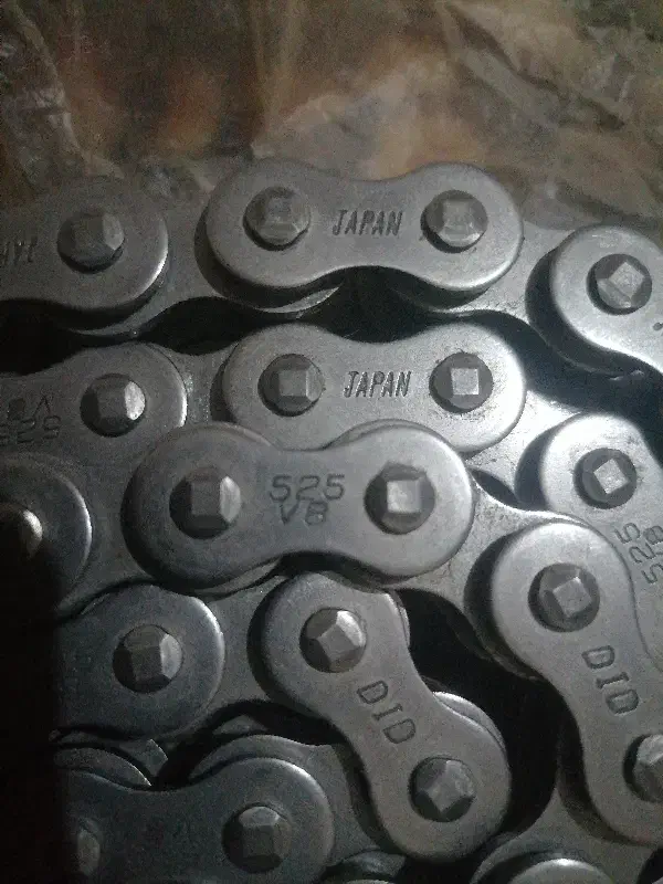 زنجیر موتور سنگین و تریل اصل ژاپن|قطعات یدکی و لوازم جانبی|تهران, ترمینال غرب|دیوار