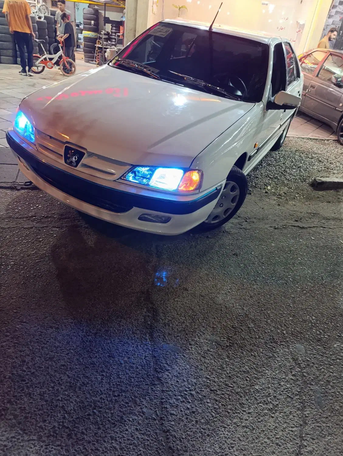 پارس مدل۸۱عروسک بدنه آینه متحرک بدون موج|خودرو سواری و وانت|کاشان, زیدی|دیوار