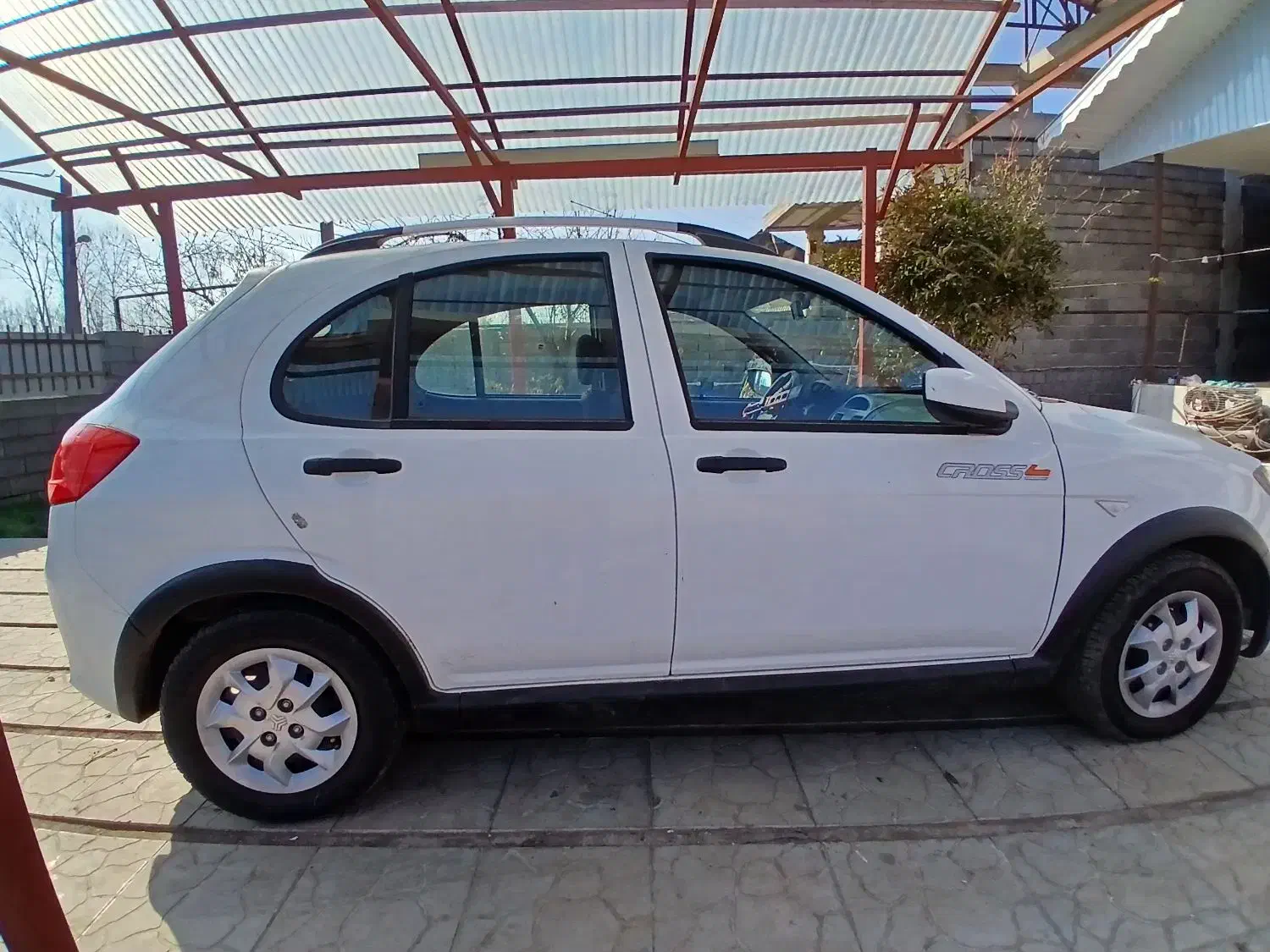 کوییک دندهای ساده ۱۴۰۰ سفید کمکارکرد|خودرو سواری و وانت|لاهیجان, گلستان|دیوار