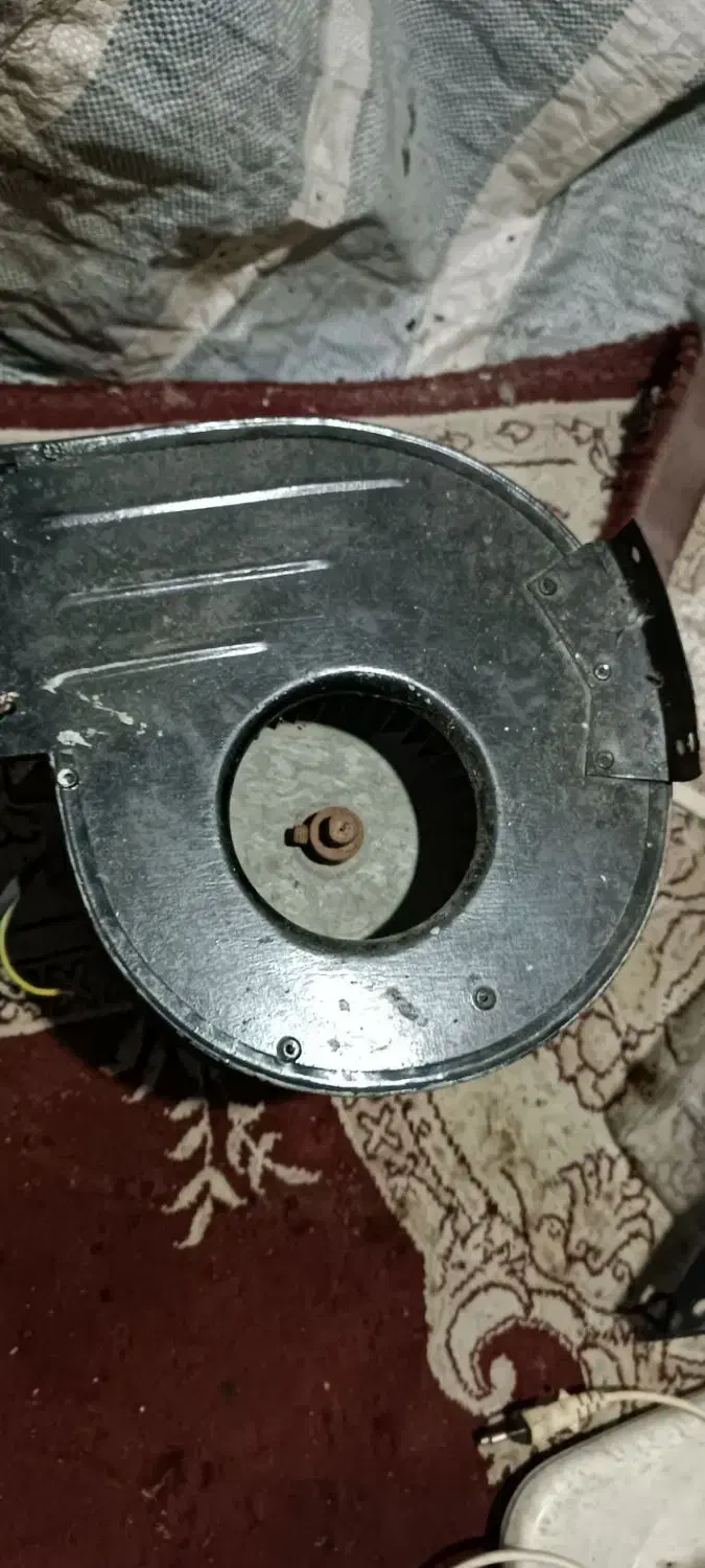 هواکش کاملا سالم|پنکه و تصفیهکنندهٔ هوا|رشت, کوی قدس|دیوار