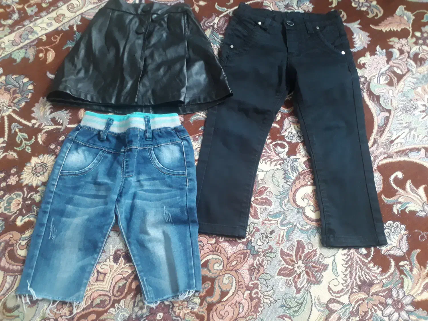 لباس بچه|کفش و لباس بچه|بروجرد, |دیوار