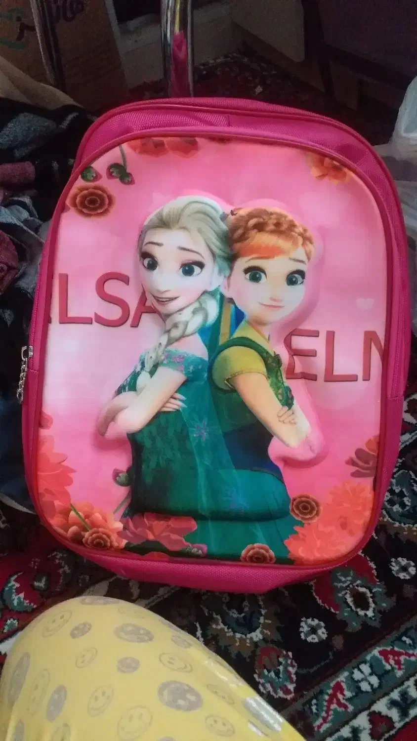 یک عدد کیف مدرسه دخترانه نو نو به فروش می رسد|لوازم التحریر|محمدشهر, محمدشهر|دیوار