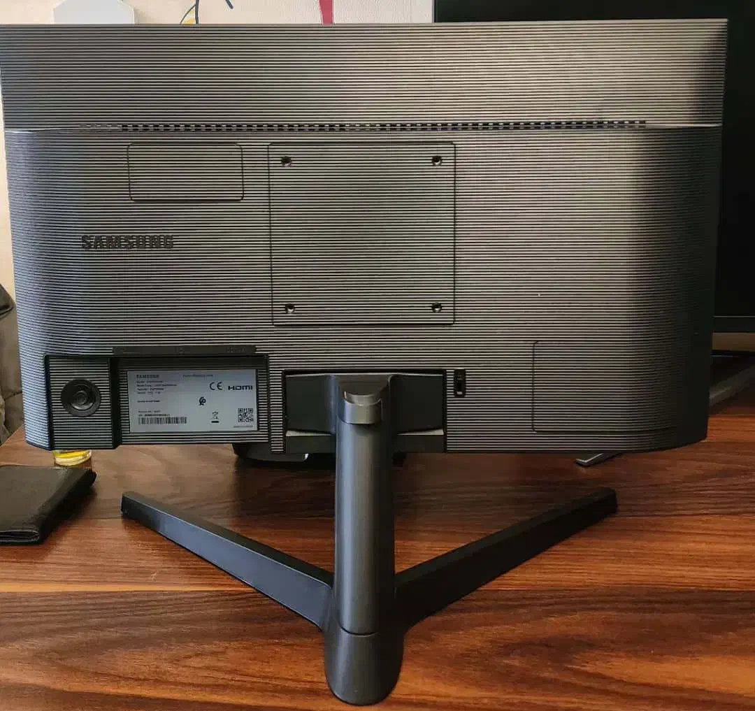 مانیتور سامسونگ|قطعات و لوازم جانبی رایانه|اردبیل, |دیوار