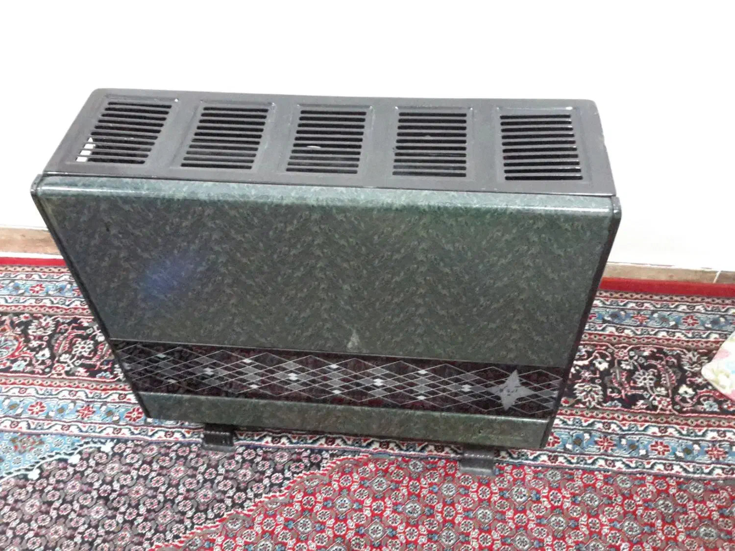 بخاری اریا گاز اصلی|بخاری، هیتر، شومینه|بوکان, |دیوار