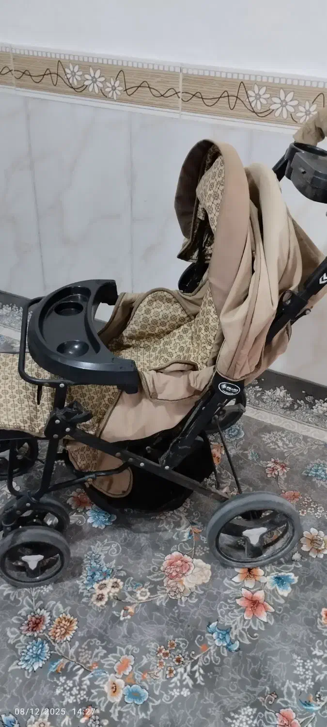 کالسکه بچه|کالسکه و لوازم جانبی|مشهد, شهرک شهید باهنر|دیوار