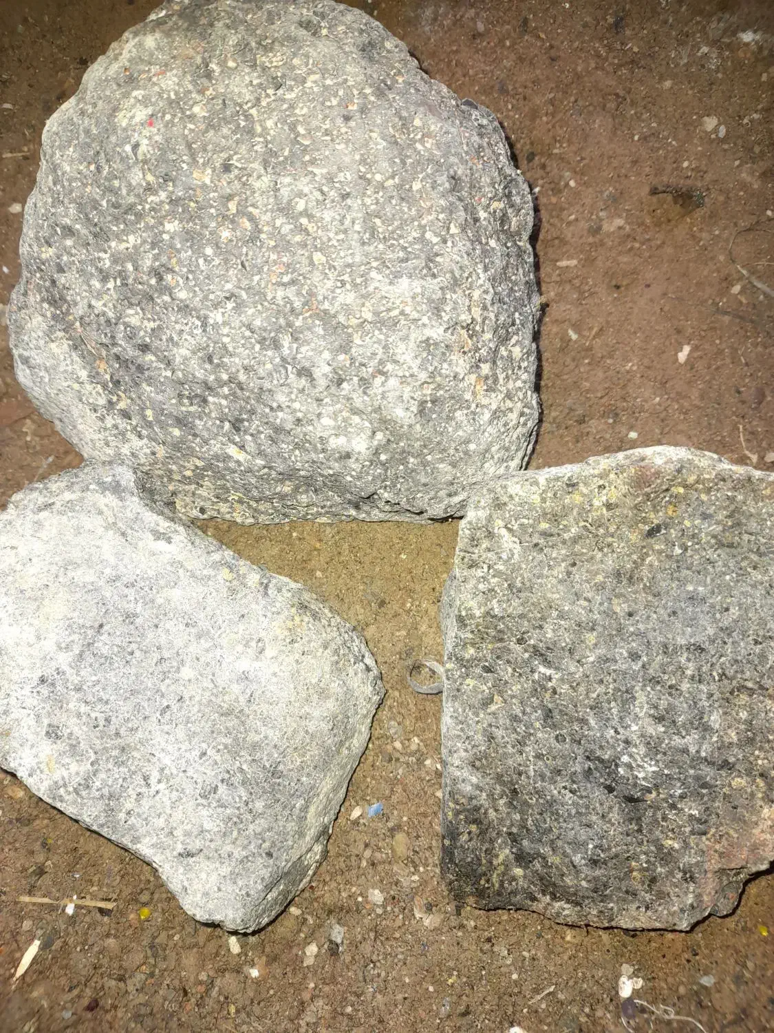 شهاب سنگ|کلکسیون اشیاء عتیقه|زاهدان, |دیوار