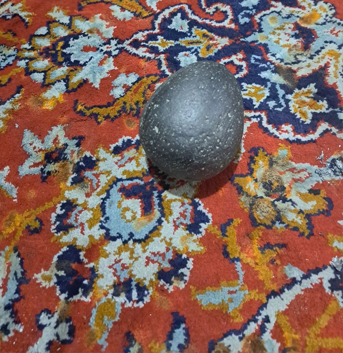 سنگ های قدیمی|کلکسیون اشیاء عتیقه|بستان آباد, |دیوار