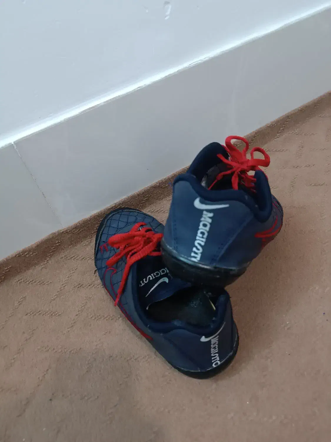 کفش ورزشی چمن|کیف، کفش، کمربند|سبزوار, جنت|دیوار