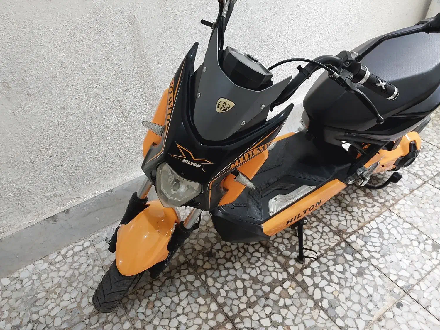 موتور برقی هیلتون ۱۵۰۰ وات تمیز و آماده استفاده|موتورسیکلت|لاهیجان, قیام|دیوار