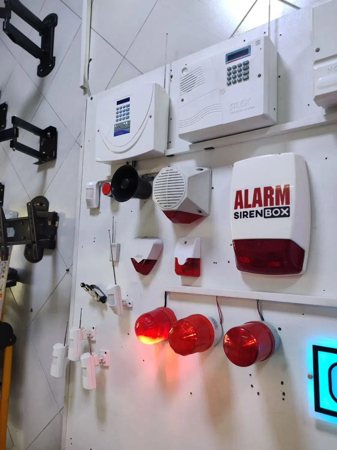 فروش انواع دزدگیر اماکن با نصب رایگان|دوربین مداربسته|اسلام‌شهر, شهرک مهدیه|دیوار